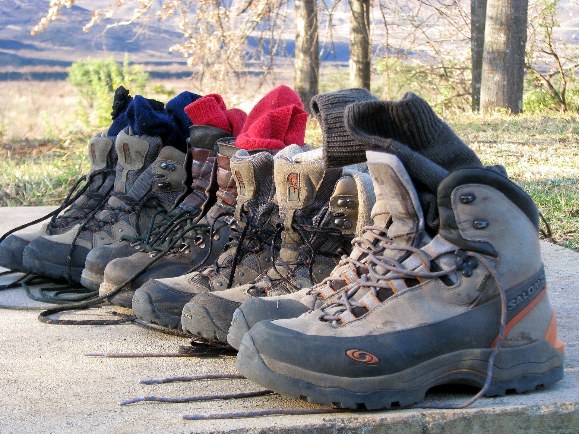 Styrk dine vandrefødder! - DVL Fodterapeut Janne Dehn underviser DVL's i fødder, sko og fodpleje. Læs hendes 5 bedste råd til at dine fødder klar til vandreturen.