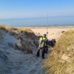 DVL vandretur 20. marts 2025. Modvind ud og medvind hjem – eller omvendt. Mod stranden kl. 10.13.